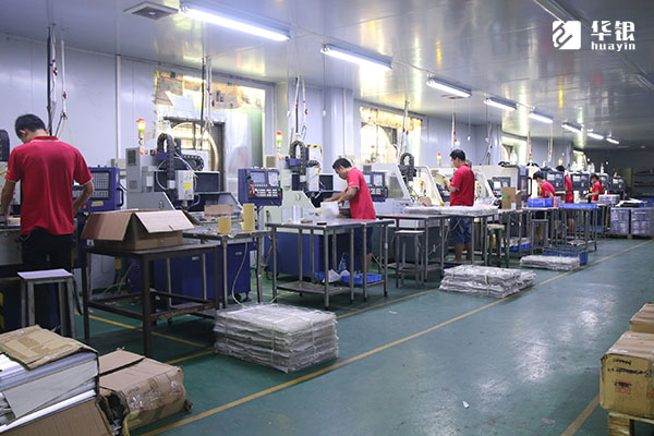 附近壓鑄廠車間&mdash;CNC